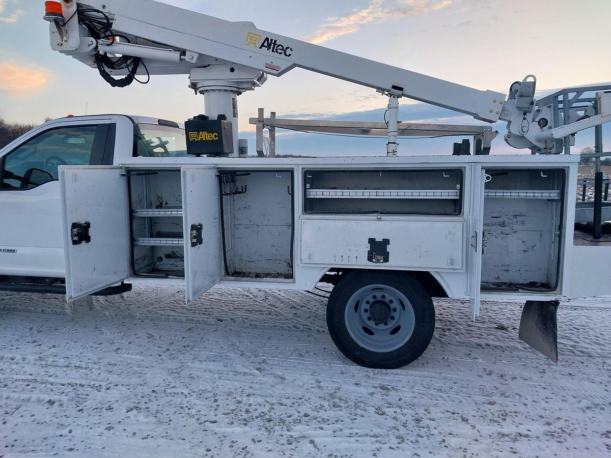 Used 2019 Ford F550 Altec AT235P