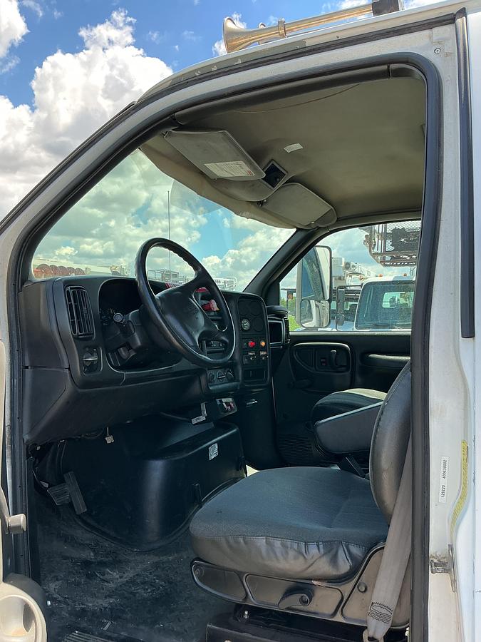 Used 2006 GMC C7500 OK Champion Rodder