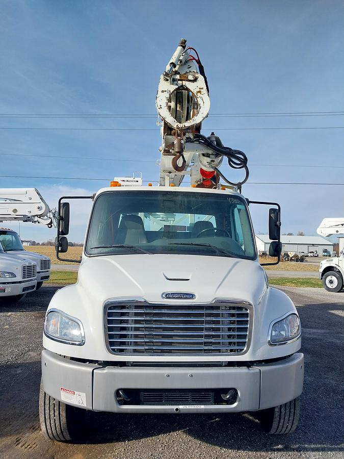 Used 2017 Freightliner M2 4x4 Terex C4047 Digger Derrick