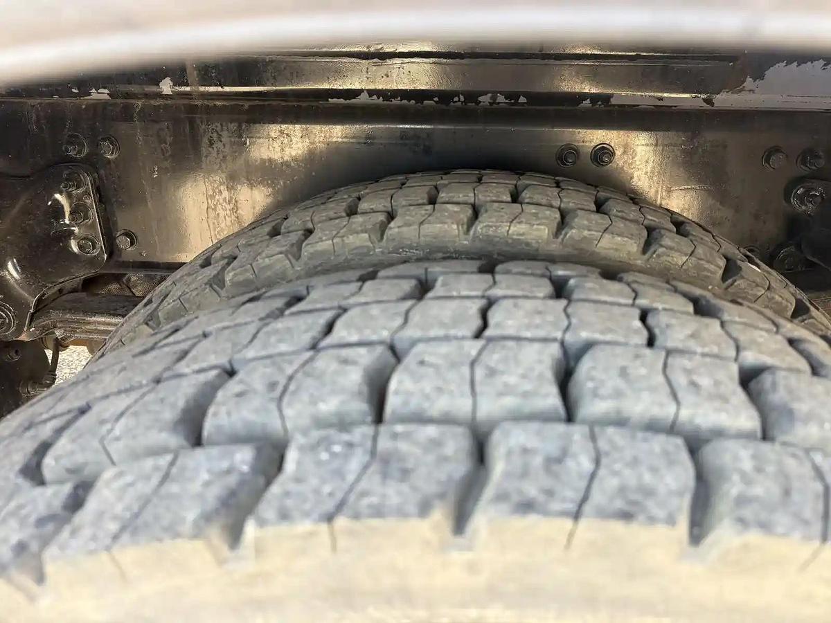 Used 2017 Freightliner M2 106