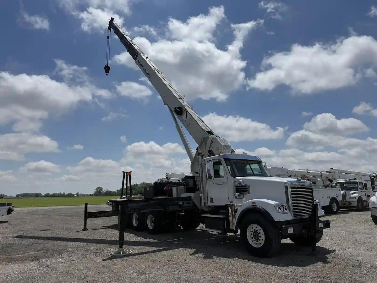 Used 2012 Freightliner Coronado