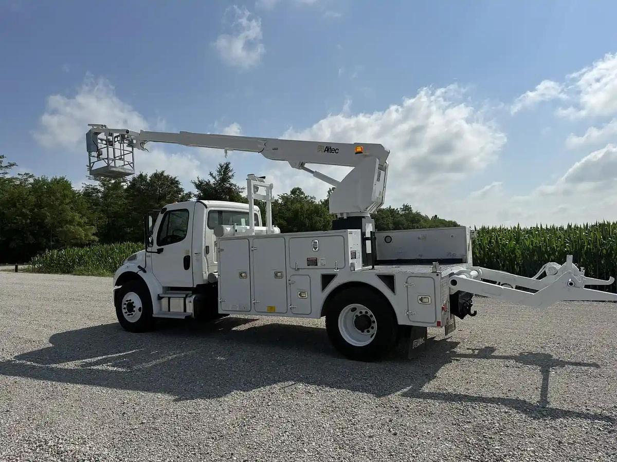 Used 2017 Freightliner M2