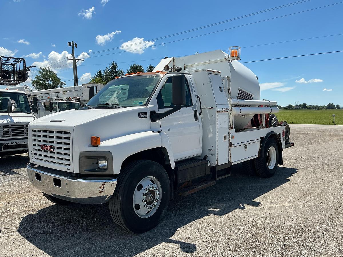 Used 2006 GMC C7500 OK Champion Rodder