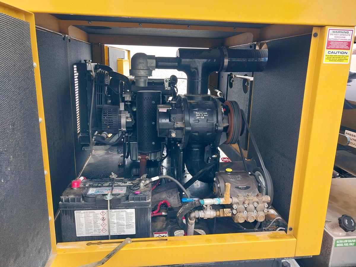 Used 2024 Vermeer LP573 XDT Vac Trailer - NEW SUCTION HOSE