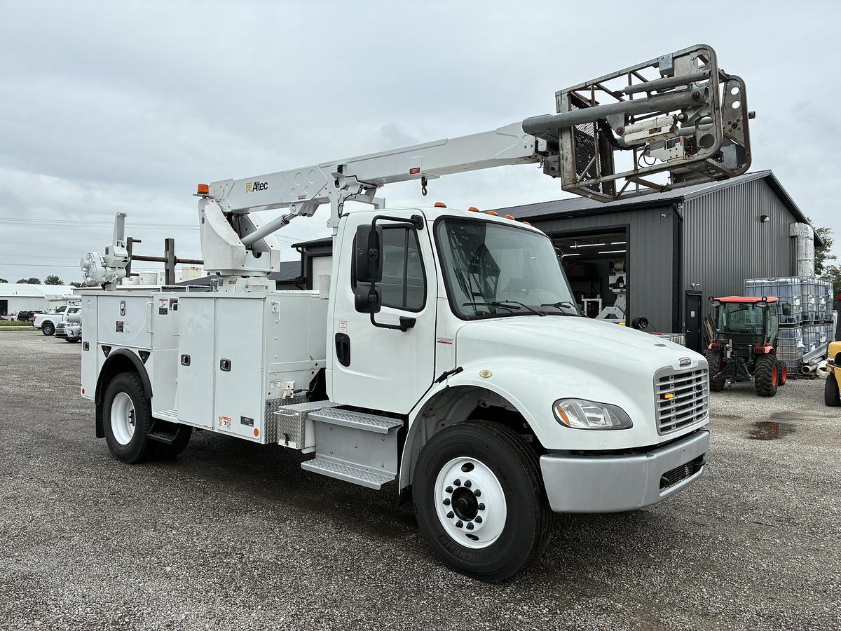 Used 2019 Freightliner M2 Altec T40P Cable Placer