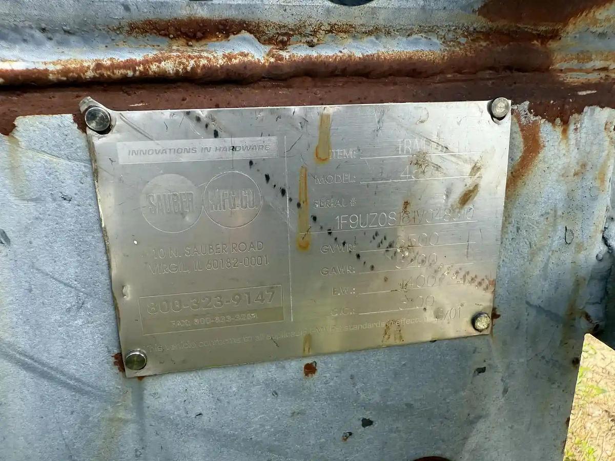 Used 2001 Utility Sauber MFG 4501 Pole Dinky