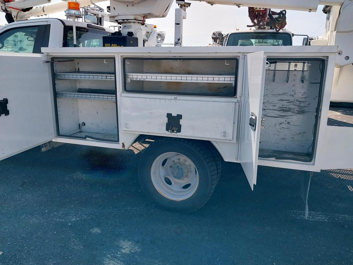 Used 2018 Ford F550, 6.7L Diesel, Altec AT40G