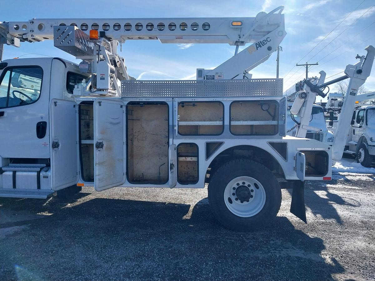 Used 2015 Freightliner M2 Altec AT40C