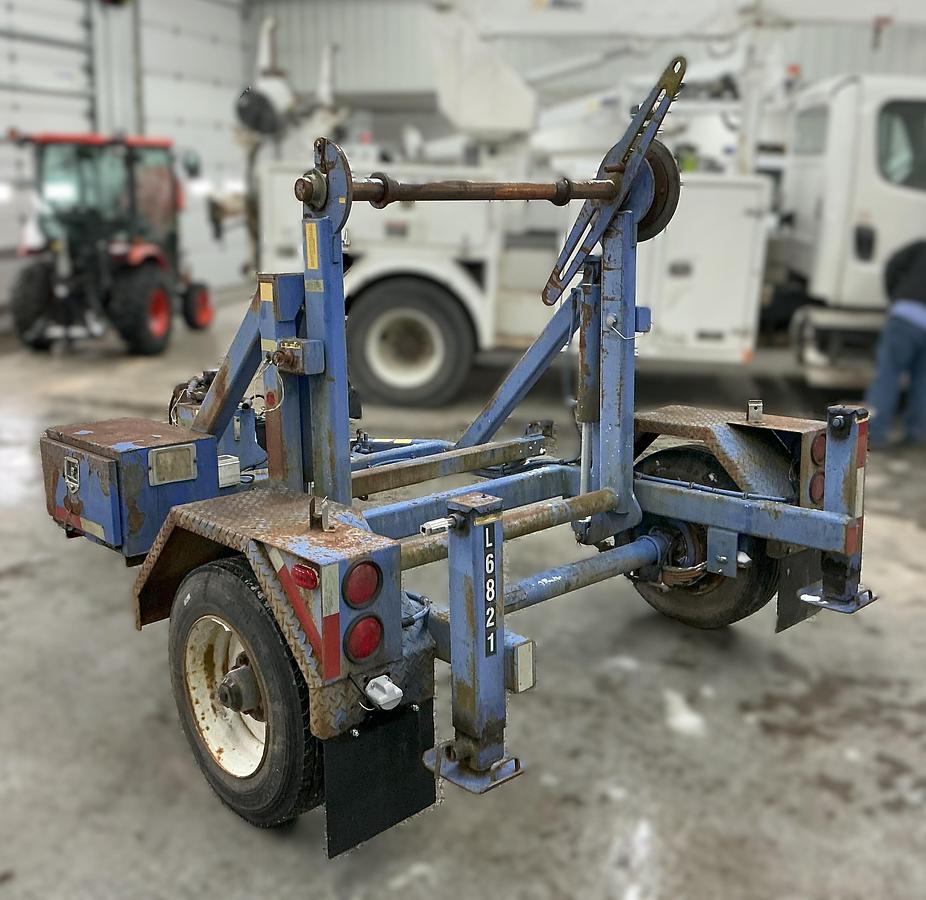 Used 1999 TSE Self-Loading Reel Carrier Trailer