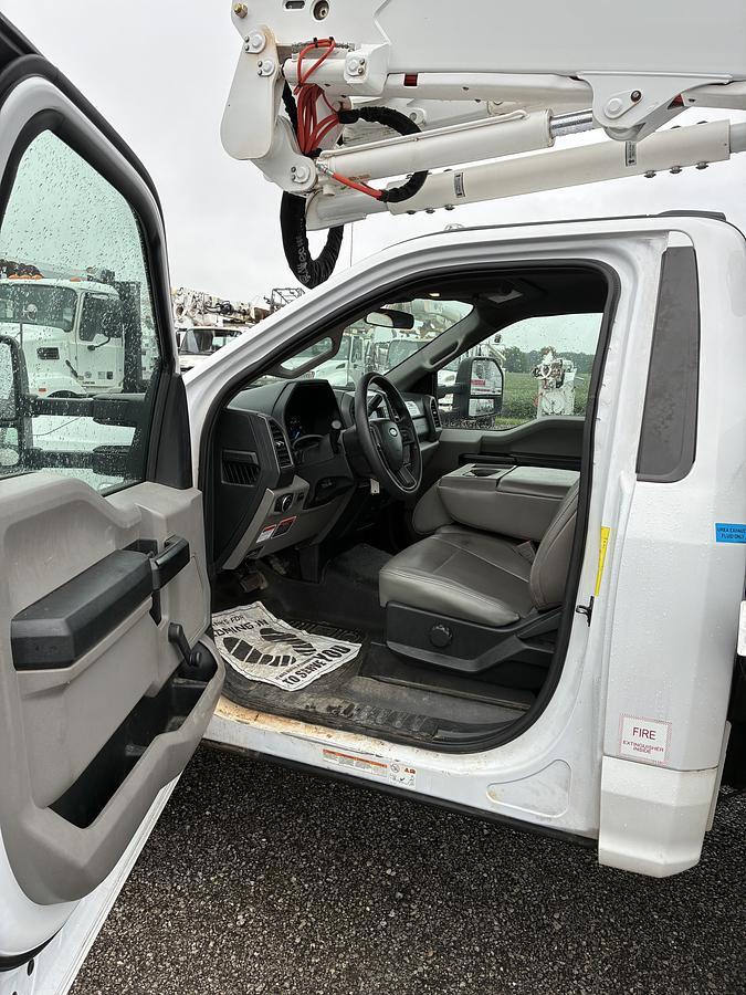 Used 2021 Ford F550 4X4 Altec AT40G Bucket Truck