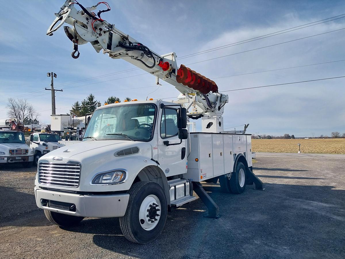 Used 2017 Freightliner M2 4x4 Terex C4047 Digger Derrick