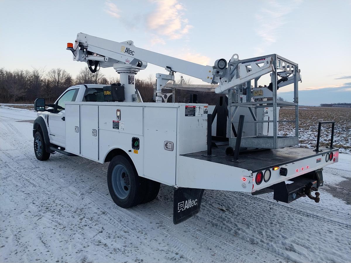 Used 2019 Ford F550 Altec AT235P