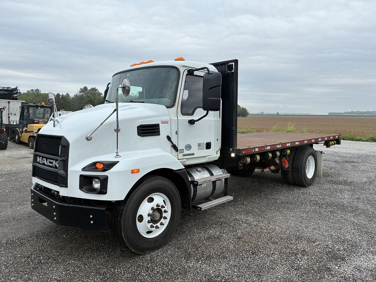 Used 2022 Mack MD Flatbed Truck