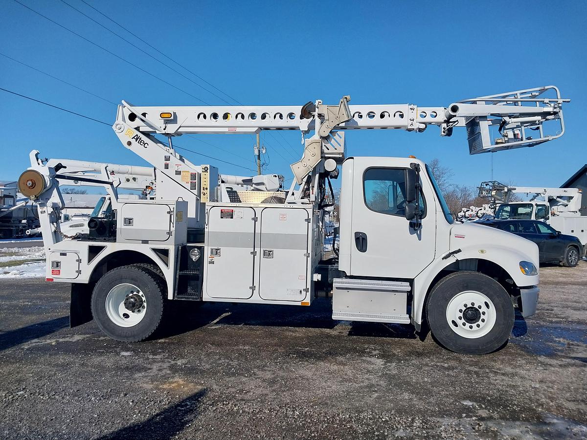 Used 2015 Freightliner M2 Altec AT40C