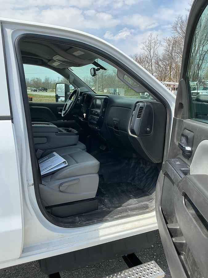 Used 2024 Chevrolet Silverado