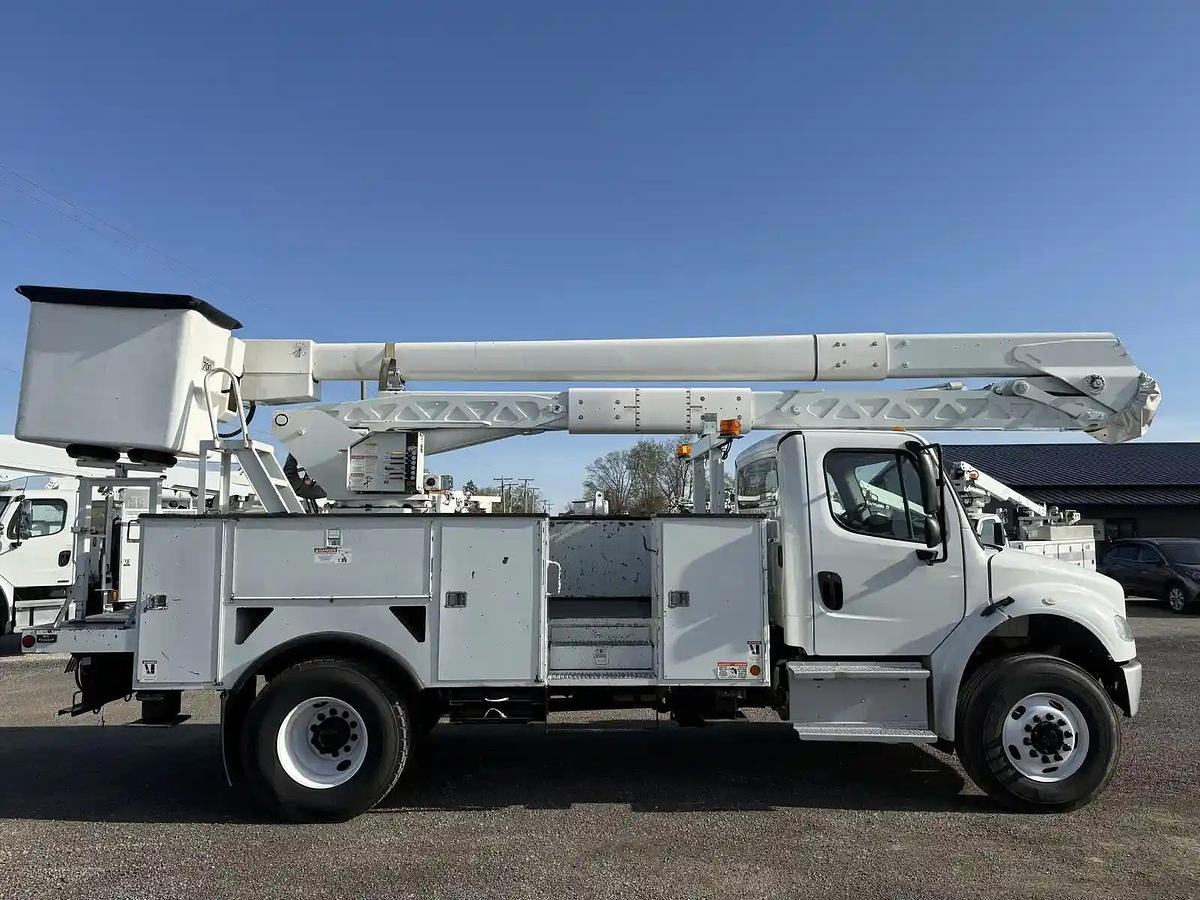 Used 2017 Freightliner M2 106