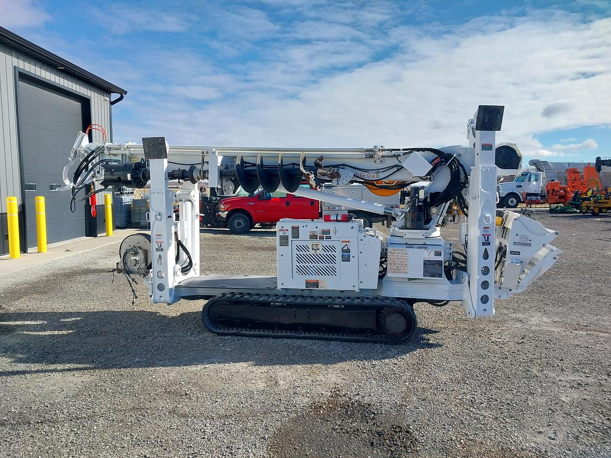 Used 2018 Altec DB41 Backyard Digger Derrick 2017 Brooks Brothers Trailer