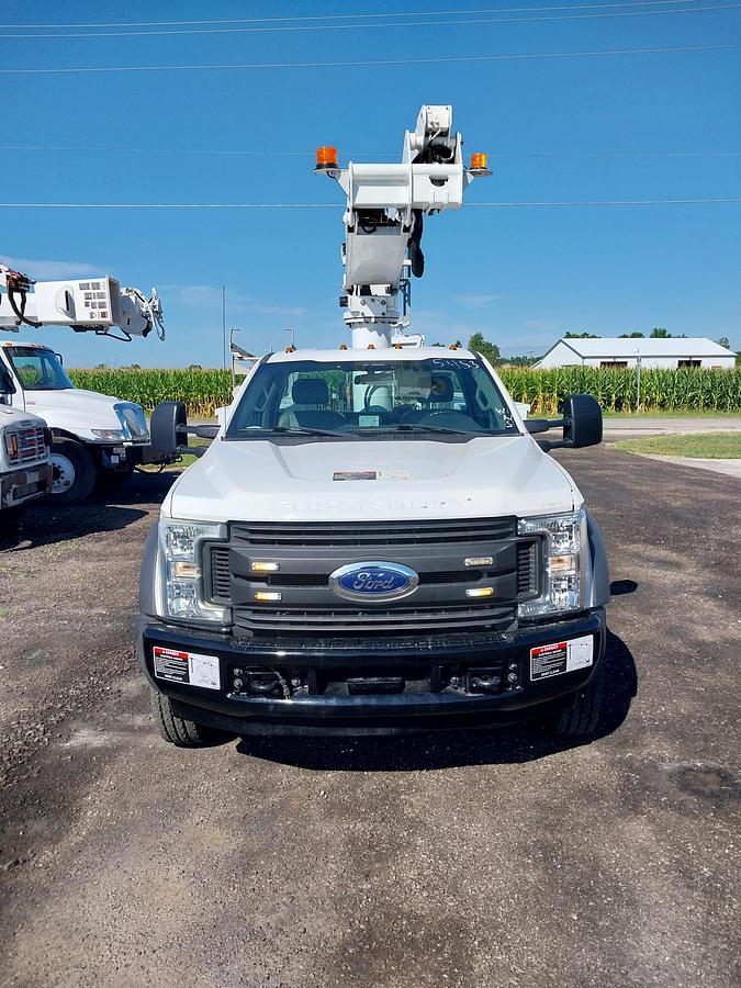 Used 2018 Ford F550, 6.7L Diesel Altec AT235P Cable Placer