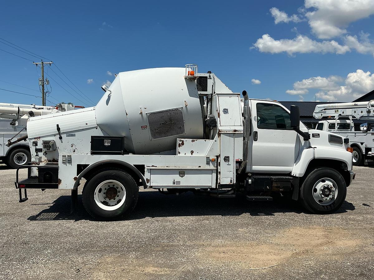 Used 2006 GMC C7500 OK Champion Rodder