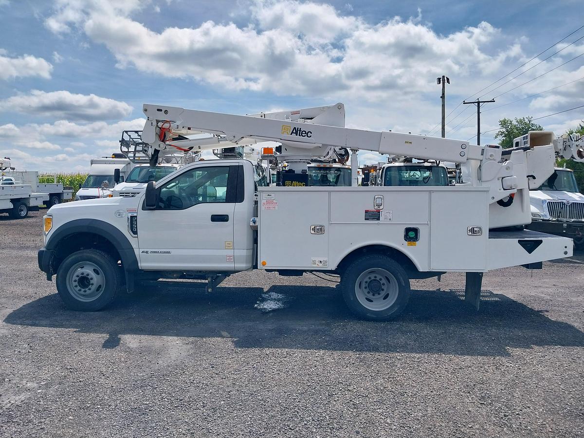 Used 2017 Ford F550 Altec AT40G Insulated Squirt Boom