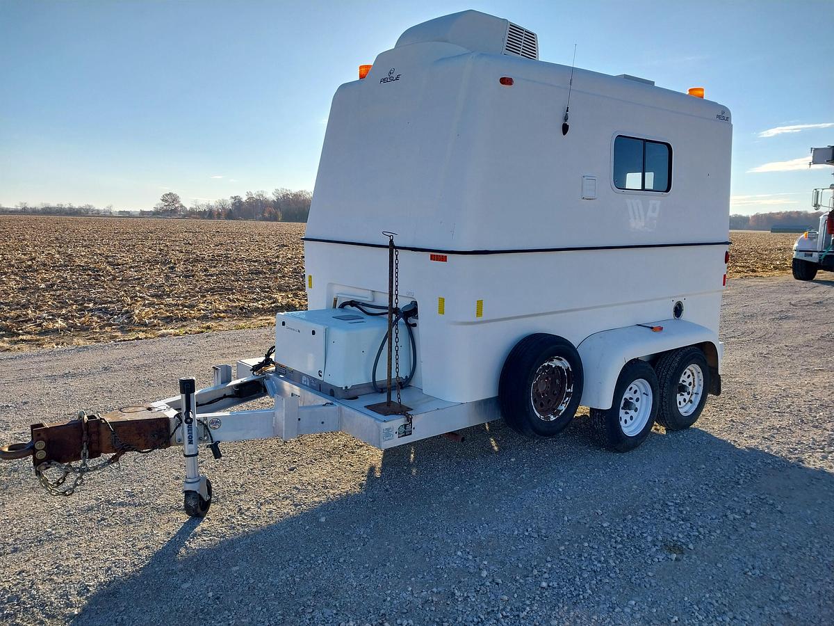 Used 2016 Pelsue Fiberlite XL Tradesman Splicing Trailer