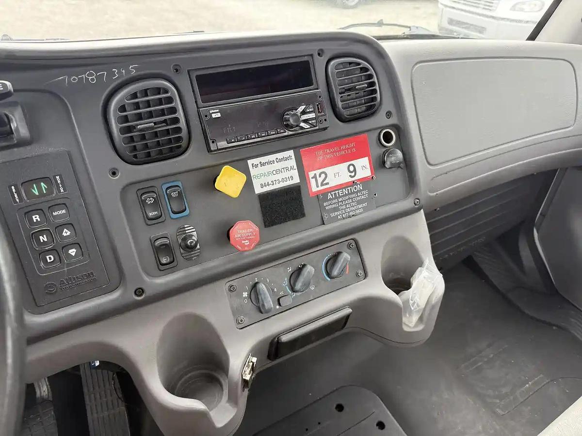 Used 2018 Freightliner M2