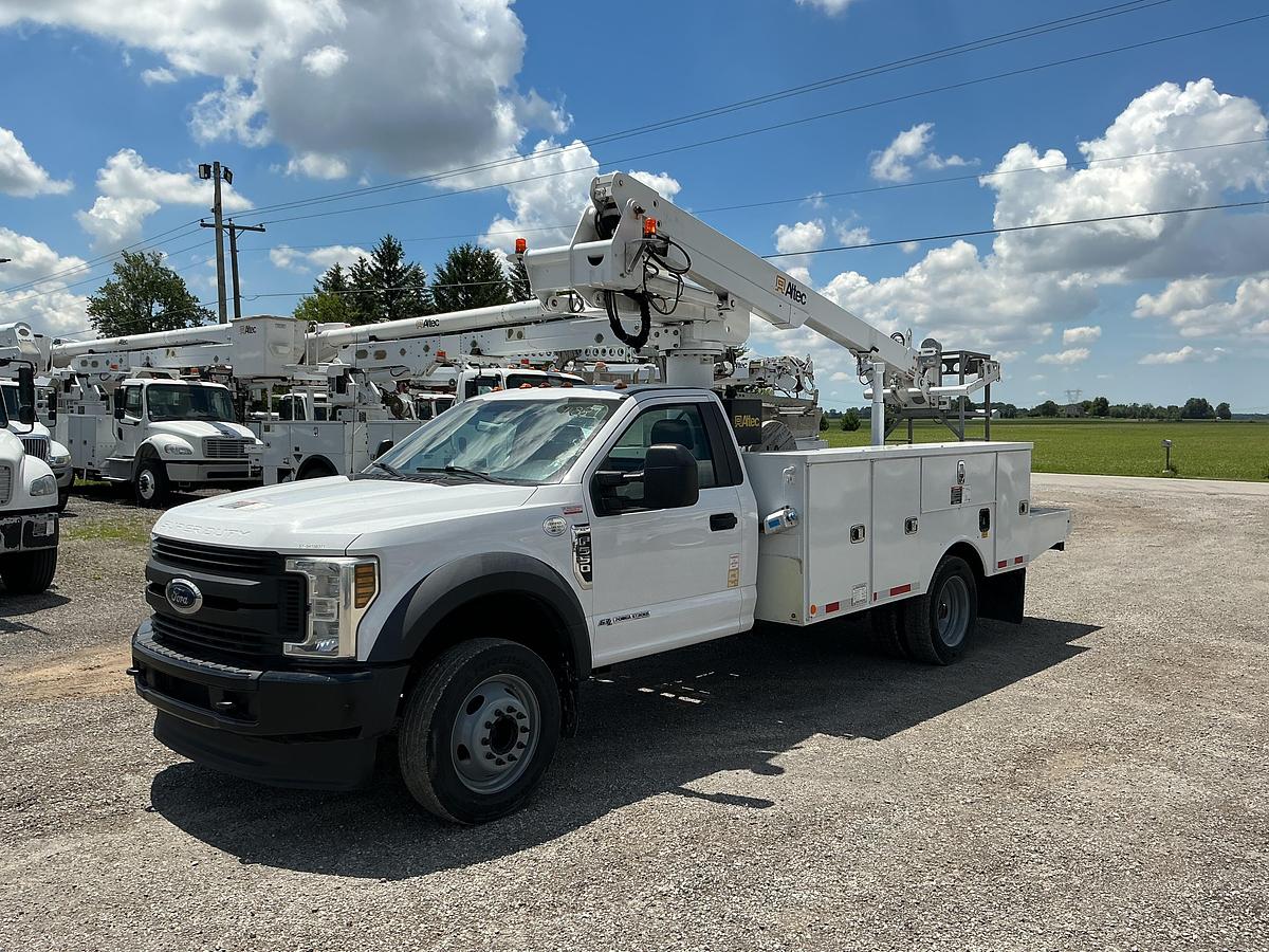 Used 2018 Ford F550 Altec AT235P Cable Placer Utility Truck