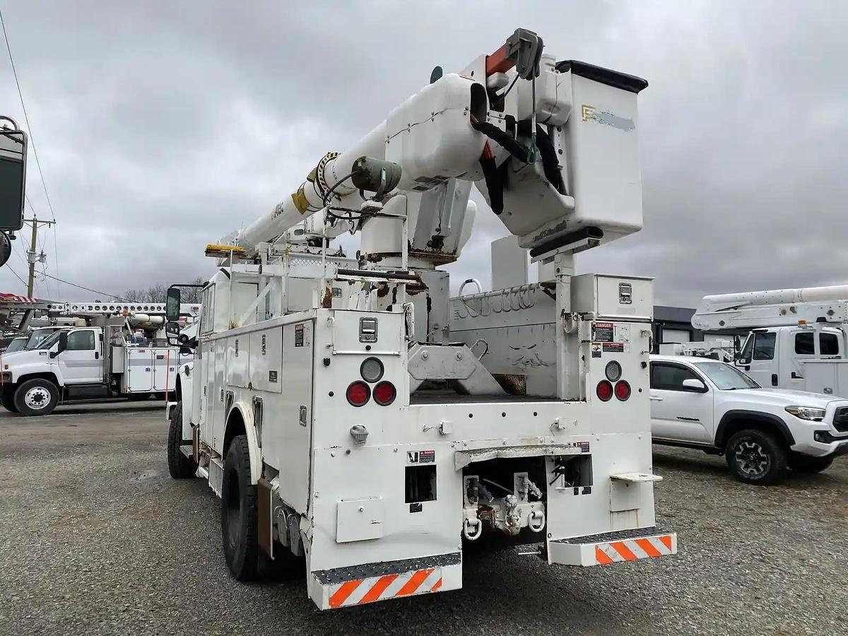 Used 2009 Freighliner M2 4x4 Altec AM55