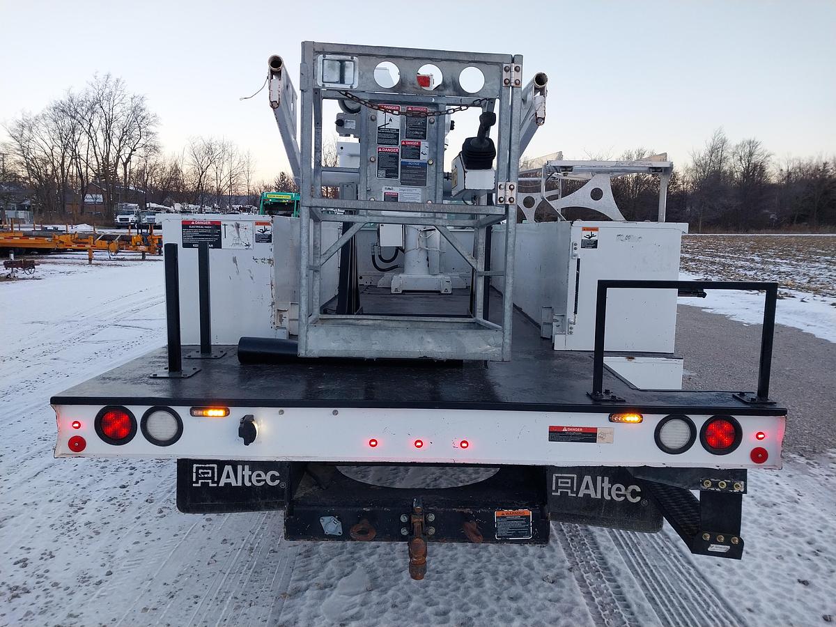 Used 2019 Ford F550 Altec AT235P