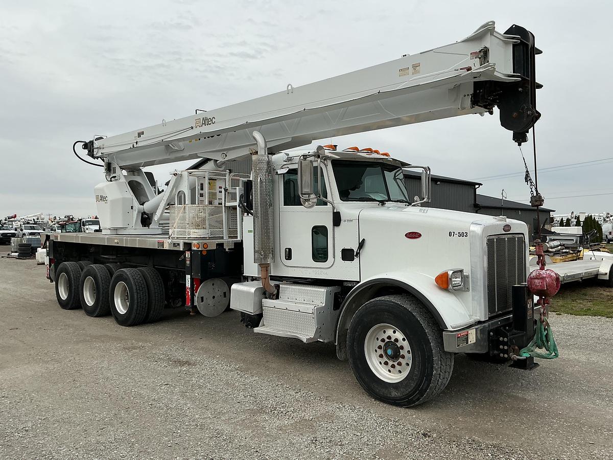 Used 2013 Peterbilt 365 Altec AC38-127S-EJ 38 Ton Crane