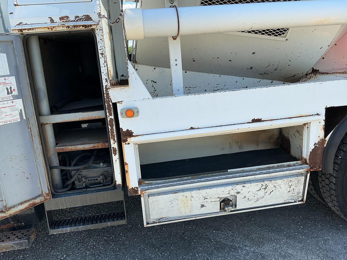 Used 2006 GMC C7500 OK Champion Rodder