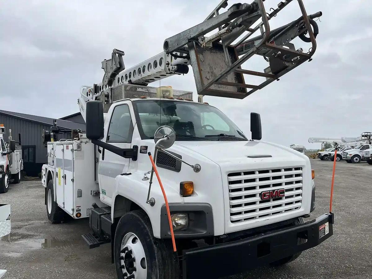 Used 2005 Altec AT40C
