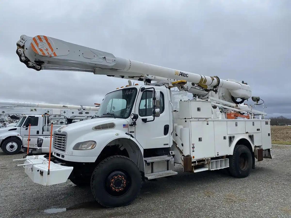 Used 2009 Freighliner M2 4x4 Altec AM55