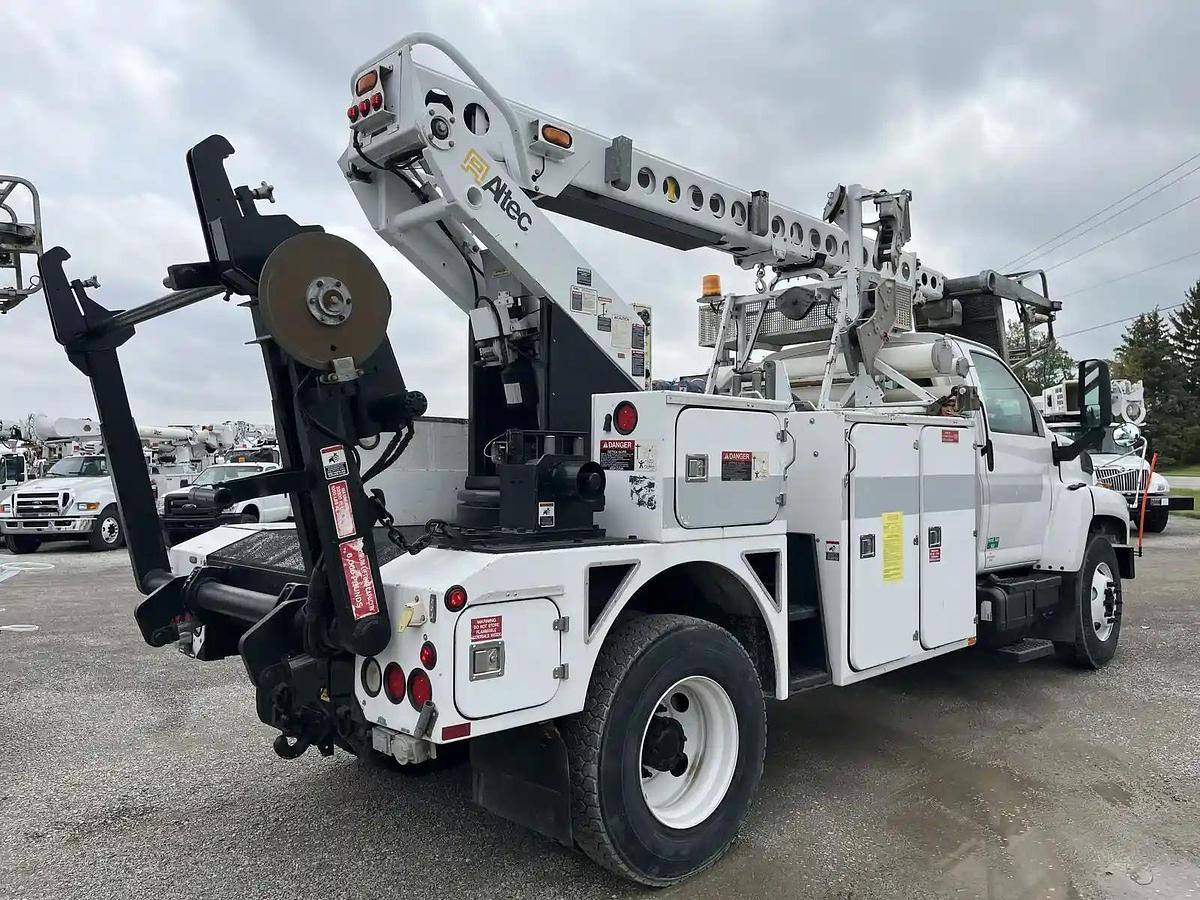 Used 2005 Altec AT40C
