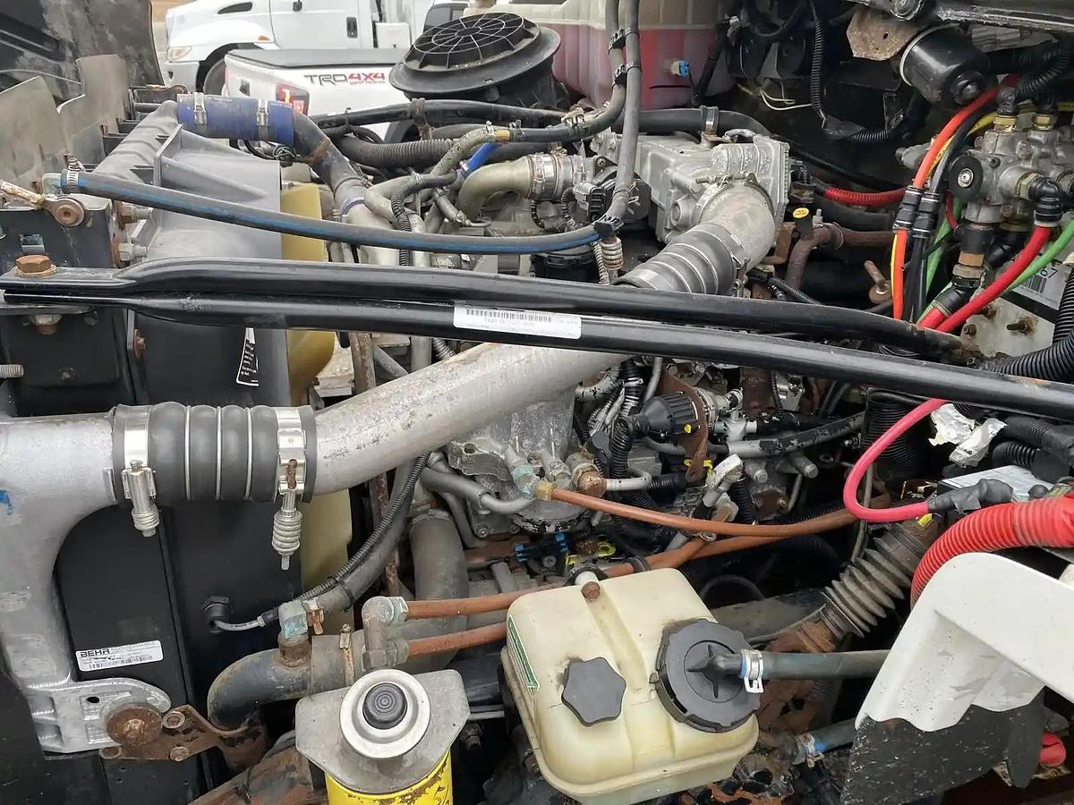 Used 2009 Freighliner M2 4x4 Altec AM55