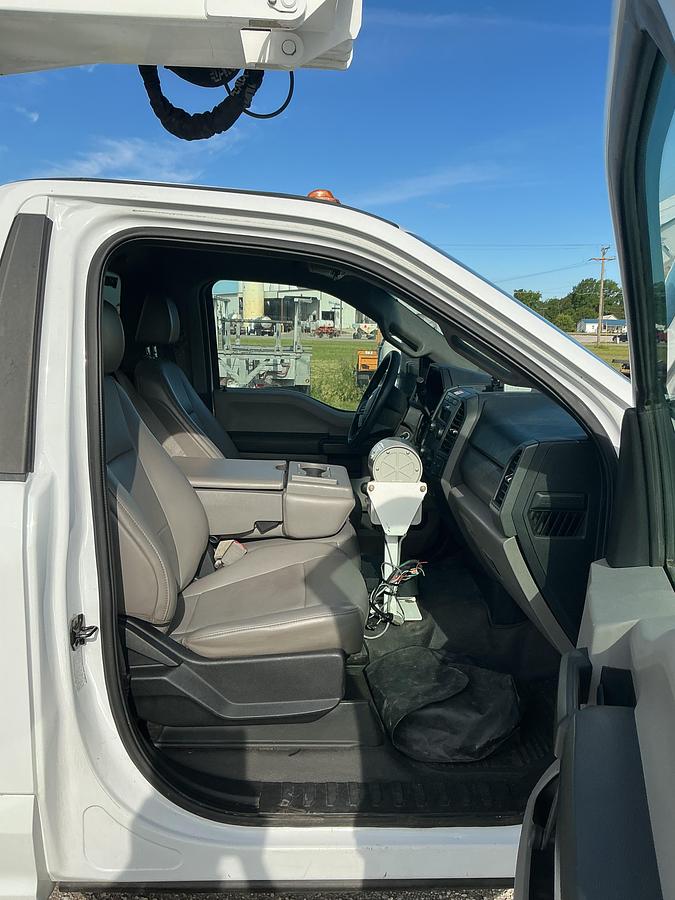 Used 2019 Ford F550 Altec AT235P Cable Placer