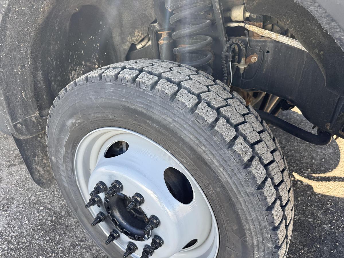 Used 2019 Ford F550 Altec AT40G Insulated Squirt Boom