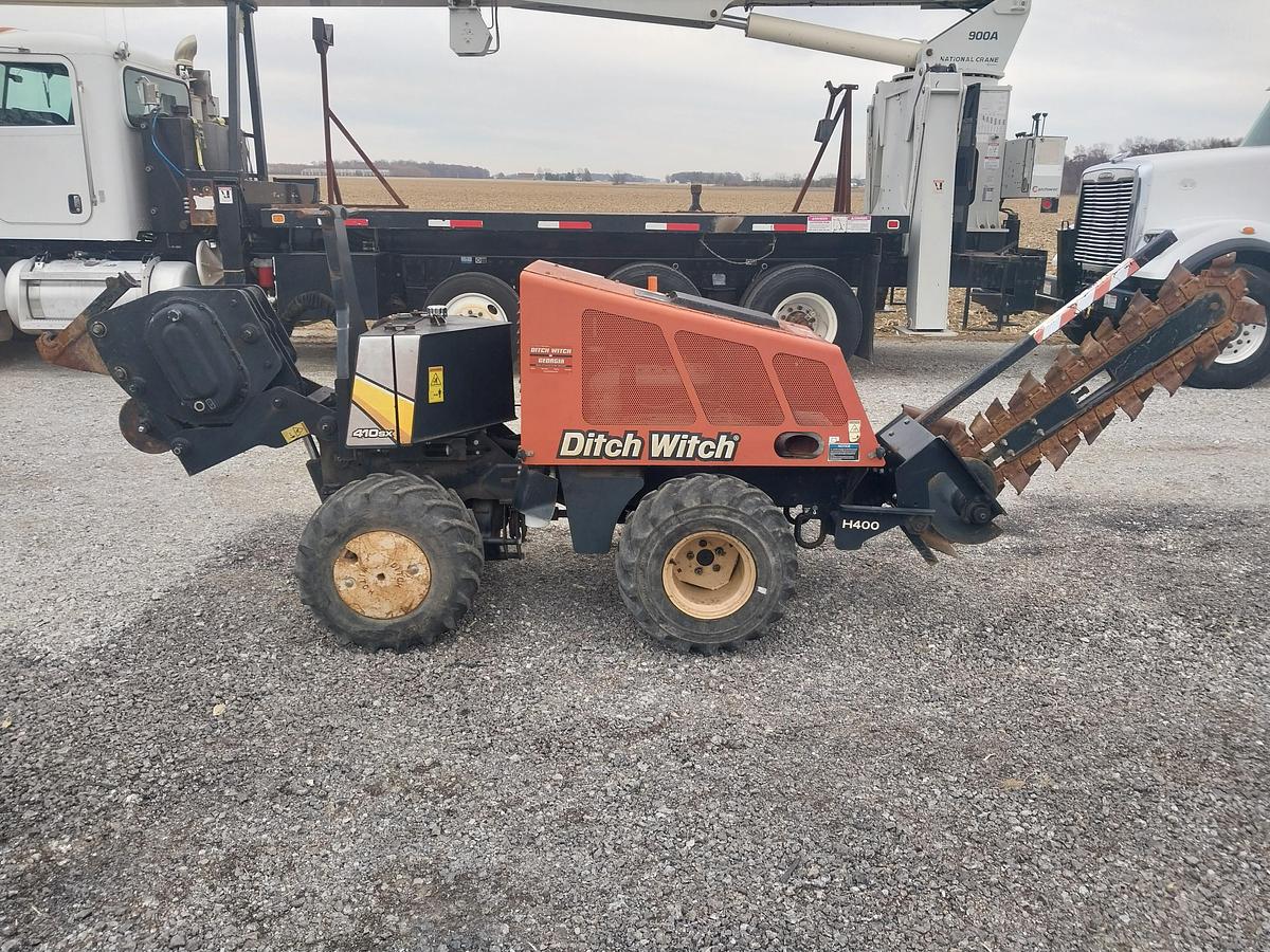 Used 2015 Ditch Witch 410SX Mini Trencher Plow