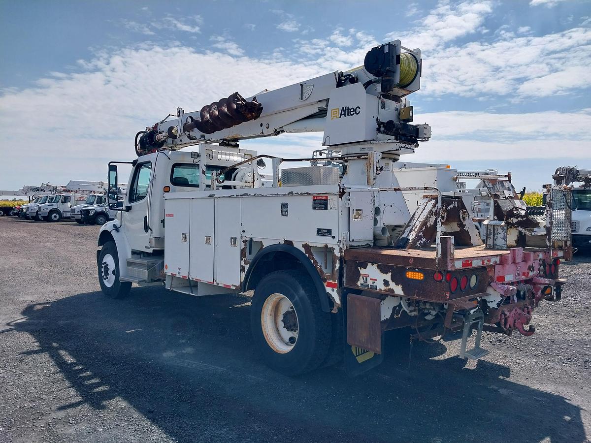 Used 2007 Freightliner M2 7.2L Diesel Altec DM45T