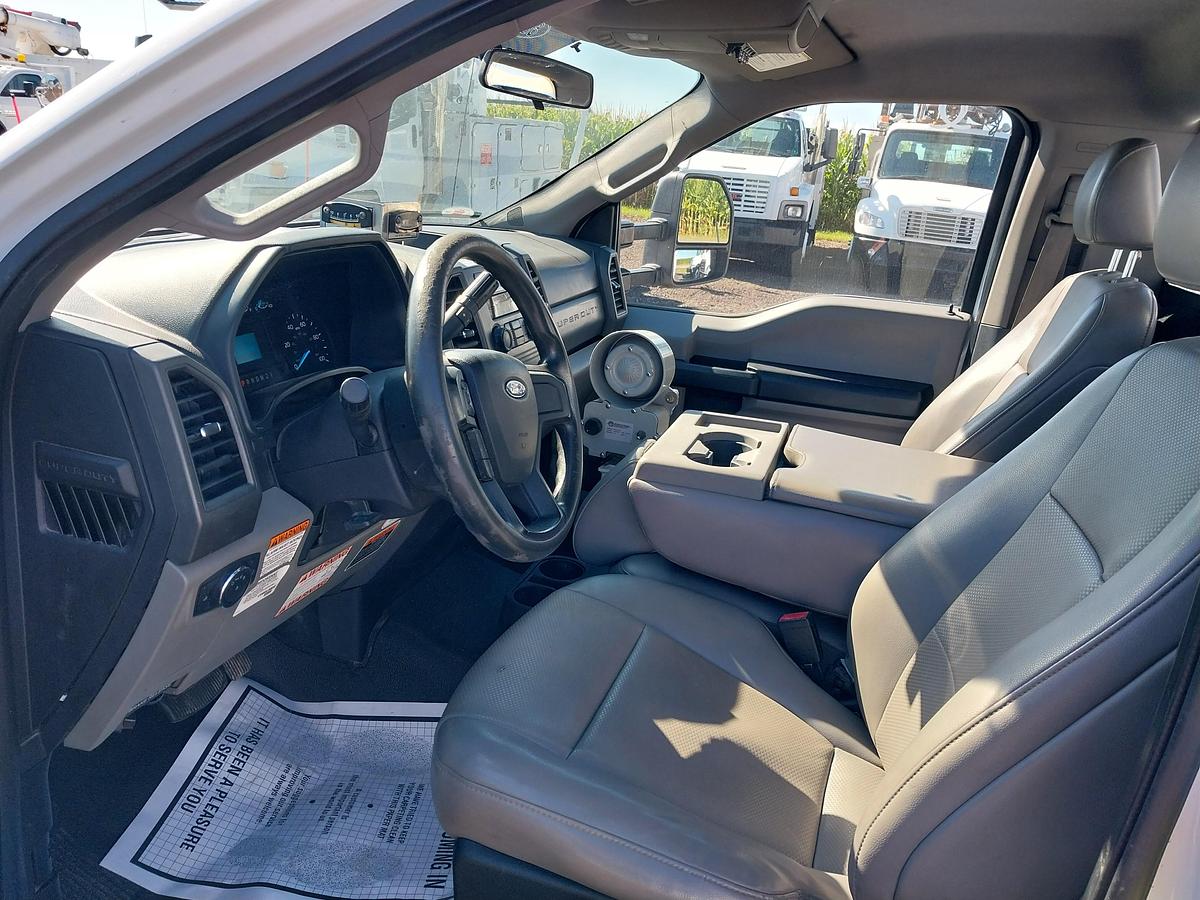 Used 2018 Ford F550, 6.7L Diesel Altec AT235P Cable Placer