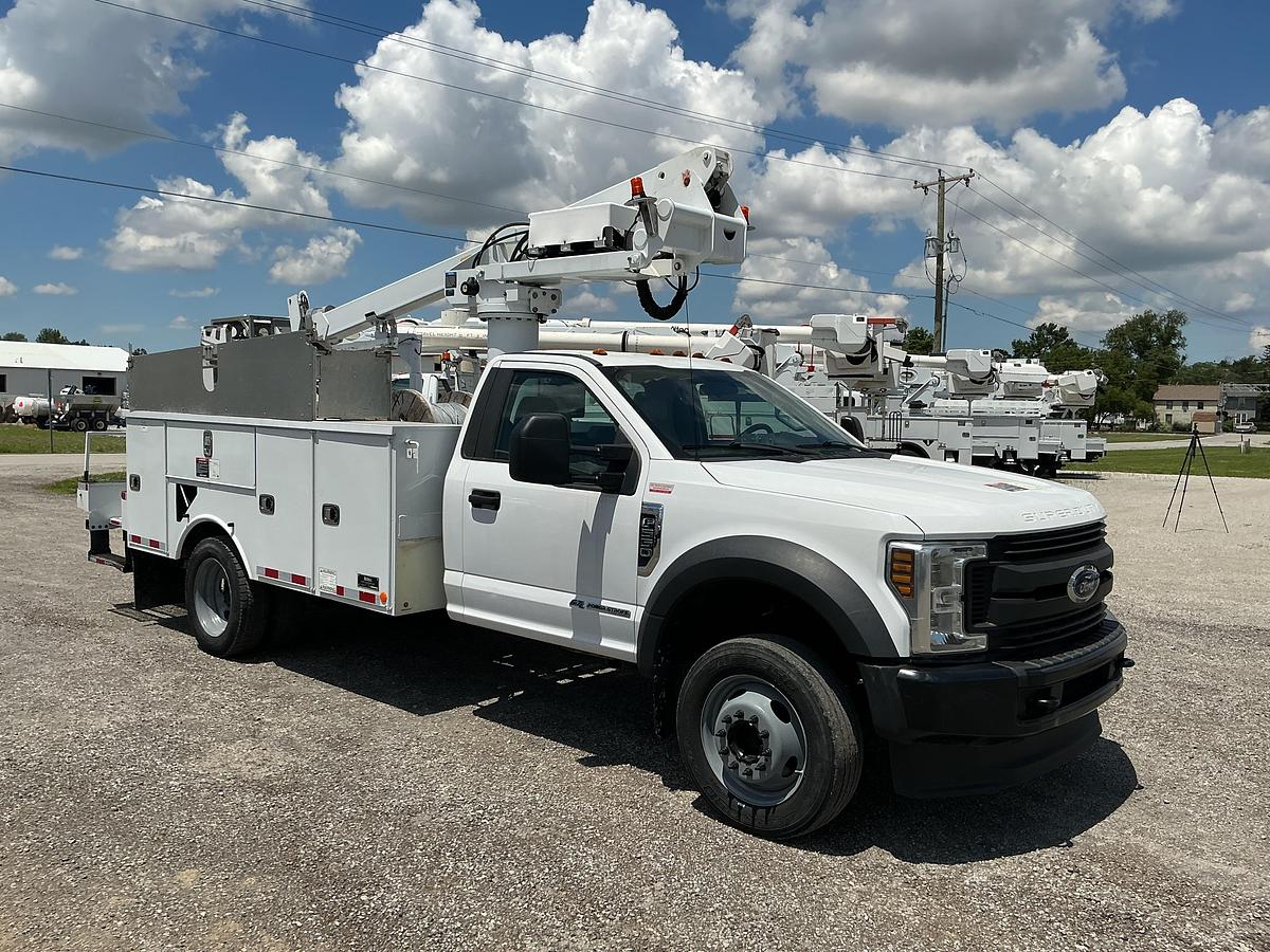 Used 2018 Ford F550 Altec AT235P Cable Placer Utility Truck
