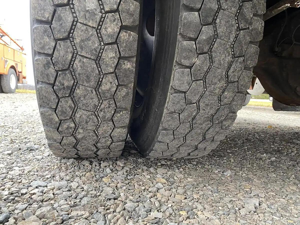 Used 2009 Freighliner M2 4x4 Altec AM55