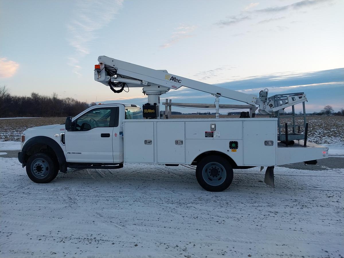 Used 2019 Ford F550 Altec AT235P