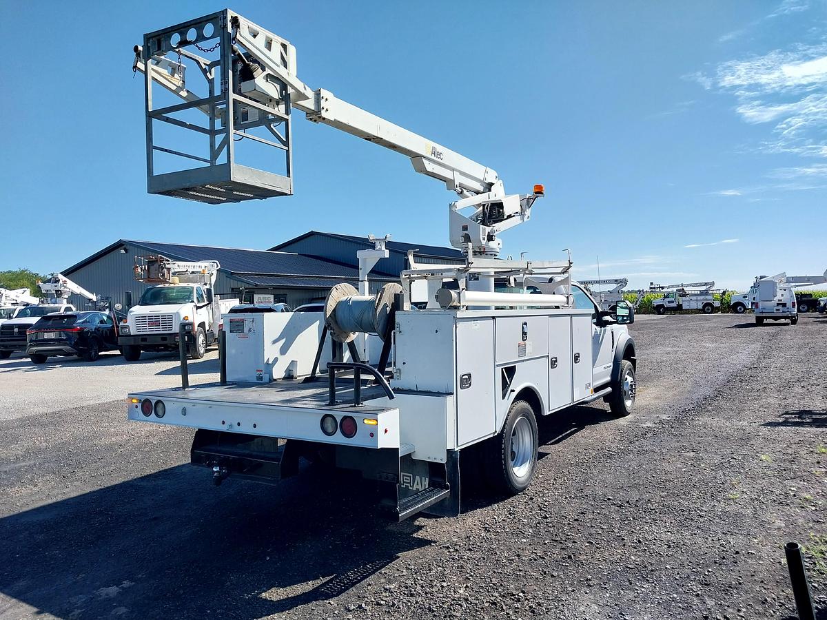 Used 2018 Ford F550, 6.7L Diesel Altec AT235P Cable Placer
