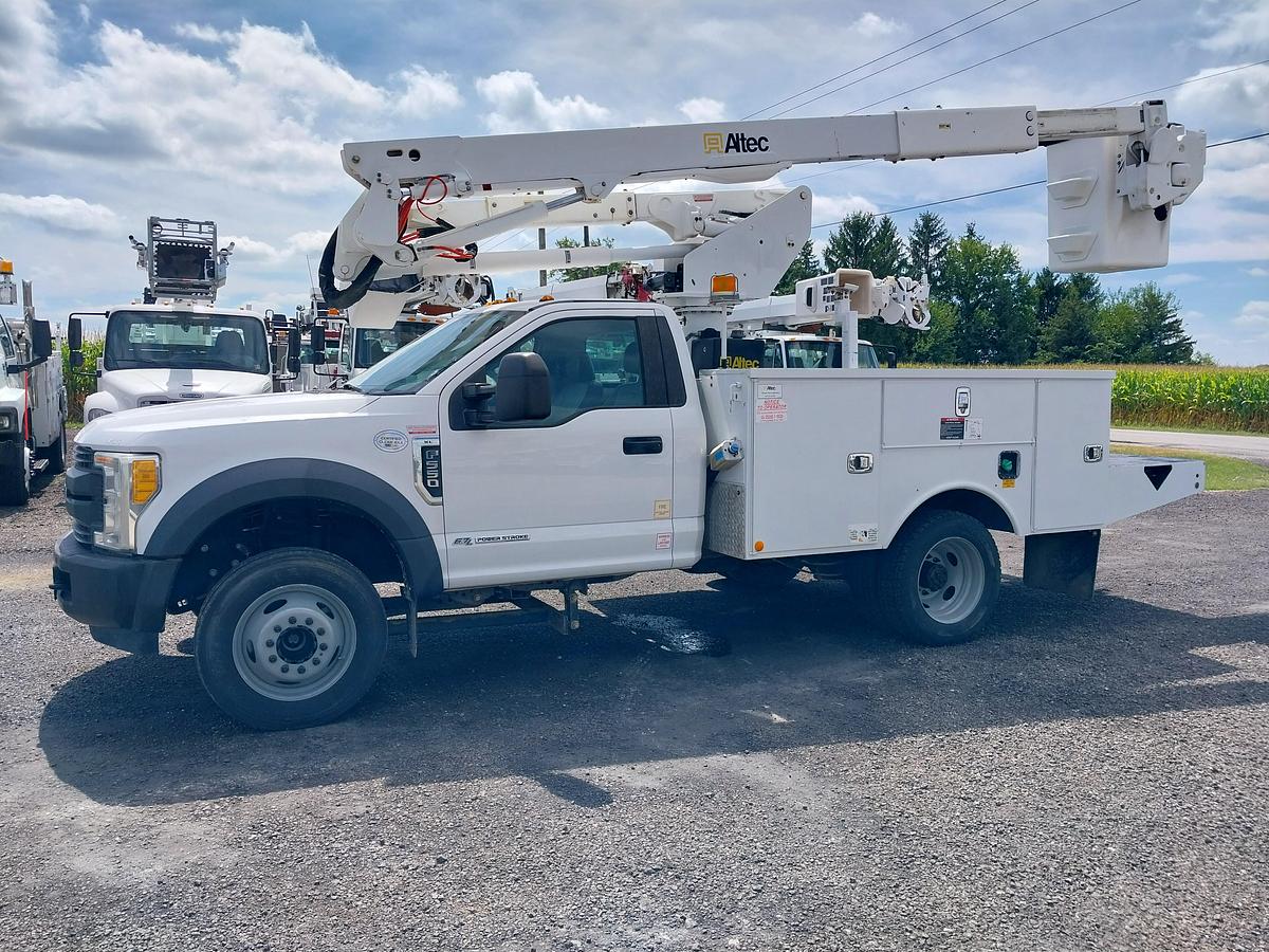 Used 2017 Ford F550 Altec AT40G Insulated Squirt Boom