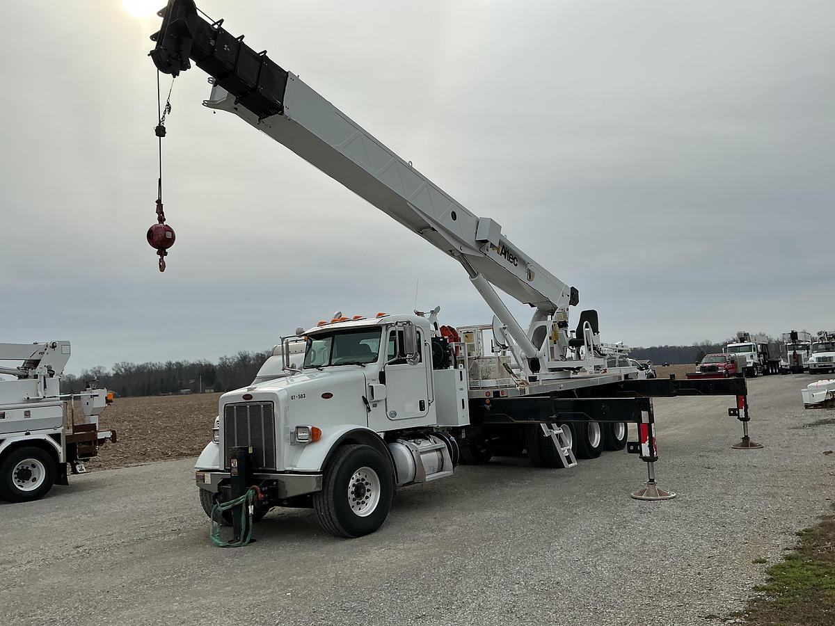 Used 2013 Peterbilt 365 Altec AC38-127S-EJ 38 Ton Crane
