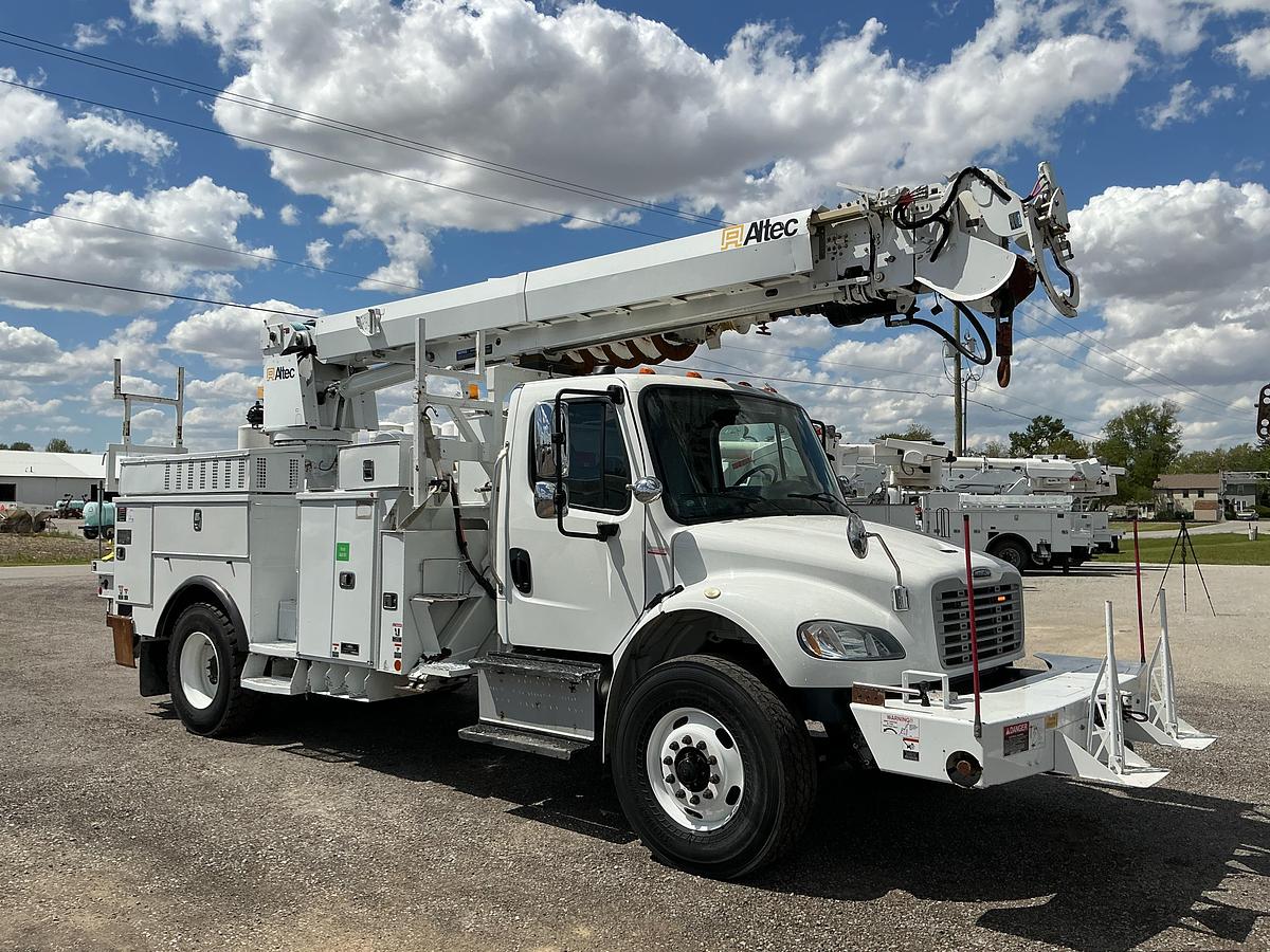 Used 2016 Freightliner M2 Altec DM47B-TR Digger Derrick