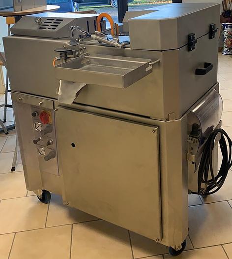 ATTACHEUSE A SAUCISSON G1 Fabrication Française