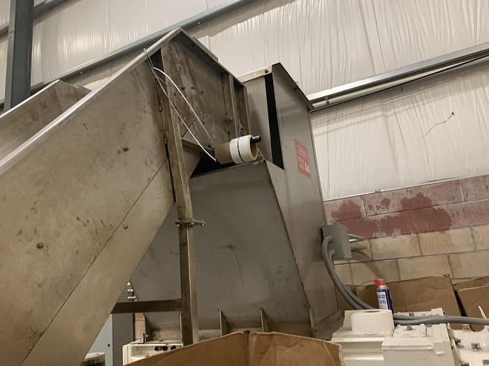 Used SHRED TECH DUAL SHAFT 20HP SHREDDER WITH CONVEYOR