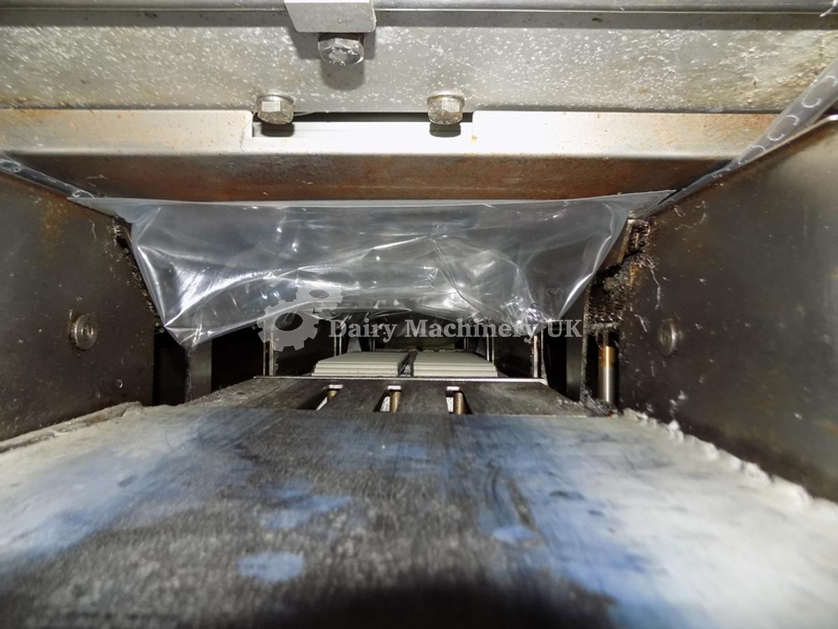 Used ΣΑΛΑΤΕΣ ΣΥΣΚΕΥΑΣΙΑ ΣΕΙΡΑ: ULMA TF SUPRA Y.O.M 2010